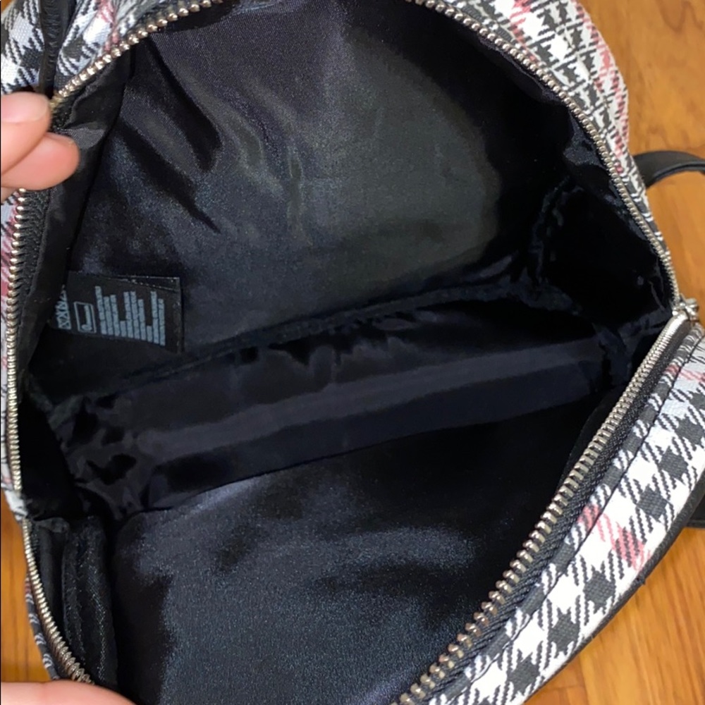 H&M Divided Mini Backpack - Picture 3 of 7